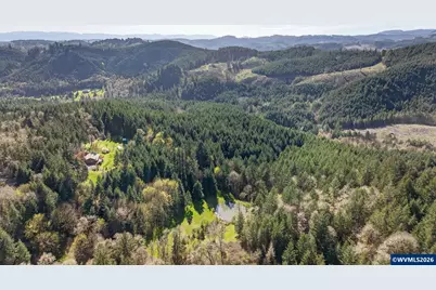 9400 SW Arrowwood Rd, McMinnville, OR 97128 - Photo 2