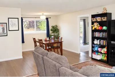 4527 Garden Ct SE, Salem, OR 97317 - Photo 6