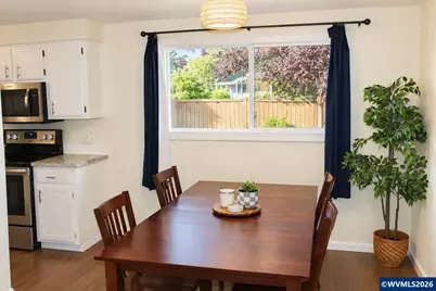 4527 Garden Ct SE, Salem, OR 97317 - Photo 10
