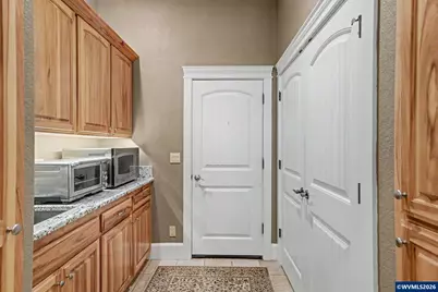 2727 Old Farm Av NW, Salem, OR 97304 - Photo 18