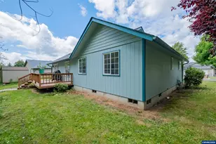 2295 Ironwood St, Sweet Home, OR 97386 - Photo 20