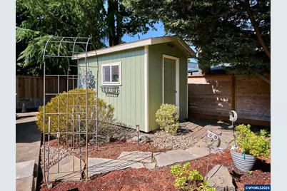 725 Thyme Lp, Silverton, OR 97381 - Photo 32