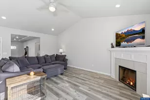 329 S 7th St, Carlton, OR 97111 - Photo 8