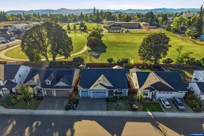 329 S 7th St, Carlton, OR 97111 - Photo 2