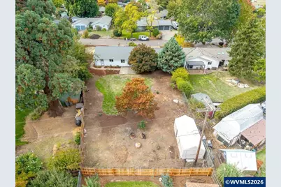 1221 Cloverdale Dr NE, Albany, OR 97321 - Photo 10