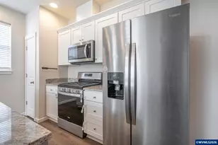1886 SE Hankel St, Dallas, OR 97338 - Photo 10