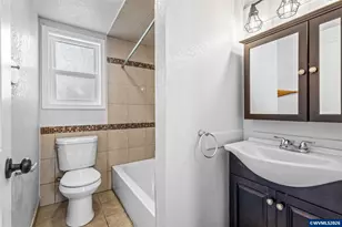 955 17th St NE, Salem, OR 97301 - Photo 18
