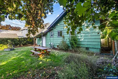 955 17th St NE, Salem, OR 97301 - Photo 30