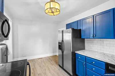 955 17th St NE, Salem, OR 97301 - Photo 18