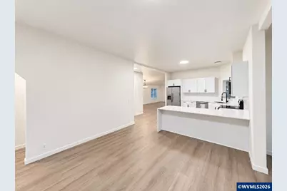9312 N Polk Av, Portland, OR 97203 - Photo 18
