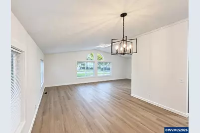 9312 N Polk Av, Portland, OR 97203 - Photo 24