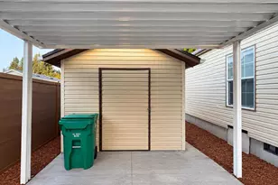 9312 N Polk Ave, Portland, OR 97203 - Photo 8