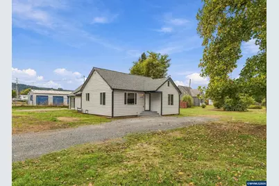 4473 Highway Us-20, Sweet Home, OR 97386 - Photo 4