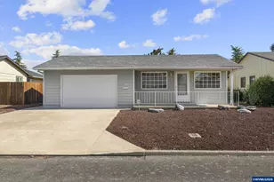 540 W Clackamas Cir, Woodburn, OR 97071 - Photo 1