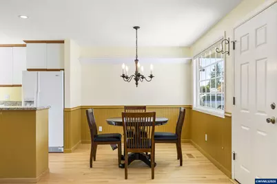 540 W Clackamas Cir, Woodburn, OR 97071 - Photo 8