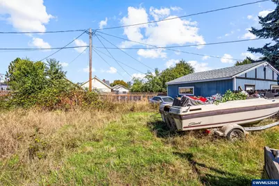317 SE 4th Av, Albany, OR 97321 - Photo 32