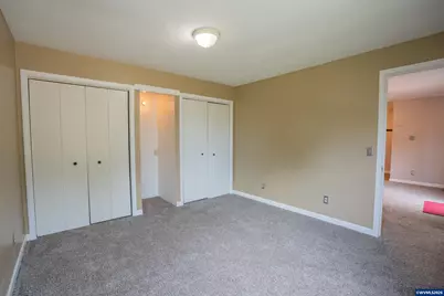 835 7th Av, Sweet Home, OR 97361 - Photo 12