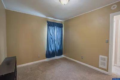 835 7th Av, Sweet Home, OR 97361 - Photo 18