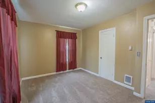 835 7th Ave, Sweet Home, OR 97361 - Photo 14