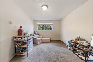 1826 Kinglet Way NE, Keizer, OR 97303 - Photo 32