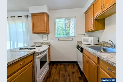 1339 Madras St SE, Salem, OR 97306 - Photo 8