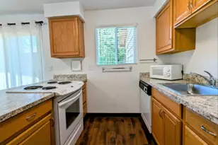 1339 Madras St SE, Salem, OR 97306 - Photo 8