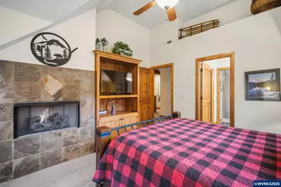 57414 Sun Eagle Ln, Sunriver, OR 97707 - Photo 16