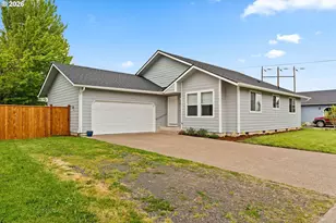 1107 Echo Hollow Rd, Eugene, OR 97402 - Photo 1