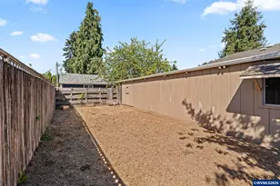2250 Devos St, Eugene, OR 97402 - Photo 32