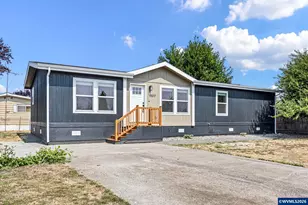 1527 NW 3rd St, McMinnville, OR 97128 - Photo 1