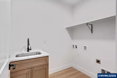 851 W Washington St, Carlton, OR 97111 - Photo 26