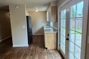 411 NE 3rd St, Willamina, OR 97396 - Photo 10
