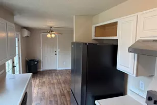 411 NE 3rd St, Willamina, OR 97396 - Photo 8