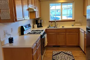 1885 Skyline Ct S, Salem, OR 97306 - Photo 2