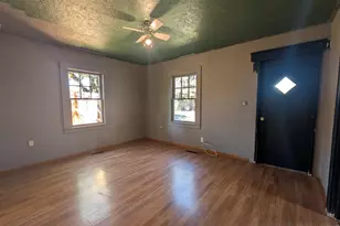 595 SW Clay St, Dallas, OR 97338 - Photo 6