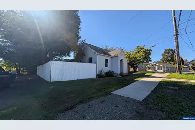 595 SW Clay St, Dallas, OR 97338 - Photo 4
