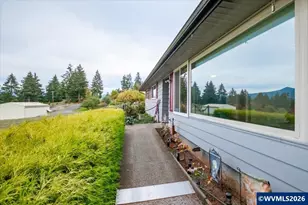 27630 Riggs Hill Rd, Foster, OR 97345 - Photo 10