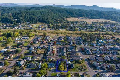 4610 Airport Ln, Sweet Home, OR 97386 - Photo 12