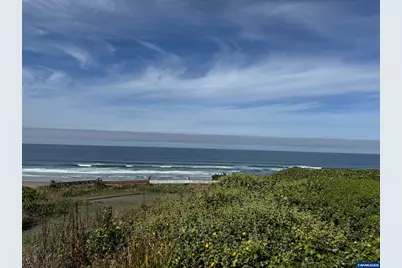 546 NW 10th St, Newport, OR 97365 - Photo 10