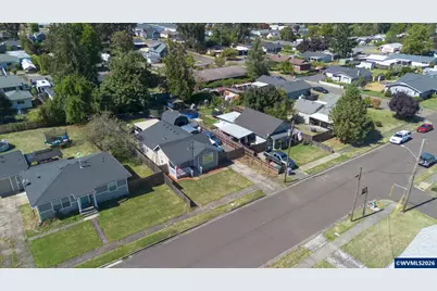 328 9th Av, Sweet Home, OR 97386 - Photo 6