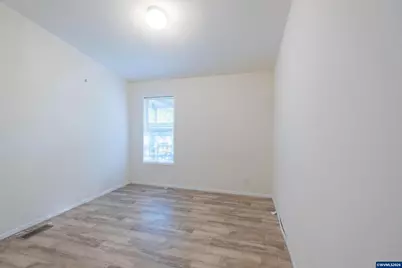 352 SW Butterfield Pl, Corvallis, OR 97333 - Photo 14