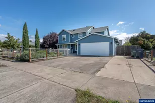 327 Broad St S, Monmouth, OR 97361 - Photo 44