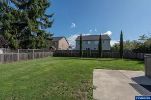 327 Broad St S, Monmouth, OR 97361 - Photo 34