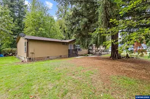 1606 11th St, Sweet Home, OR 97386 - Photo 4