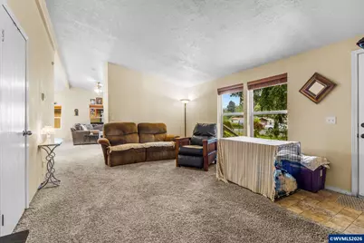 1606 11th St, Sweet Home, OR 97386 - Photo 6