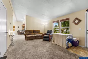 1606 11th St, Sweet Home, OR 97386 - Photo 6