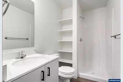 110 S 7th St, Carlton, OR 97111 - Photo 14