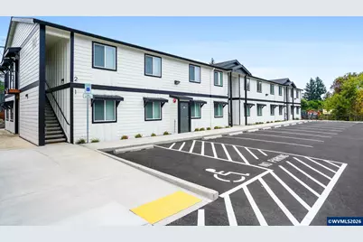 110 S 7th St, Carlton, OR 97111 - Photo 6