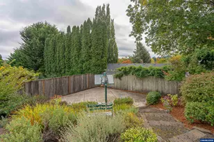 3918 NW Sitka Pl, Corvallis, OR 97330 - Photo 26