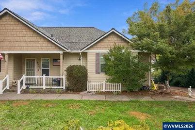 2408 SW Oakwood Dr, Dallas, OR 97338 - Photo 2